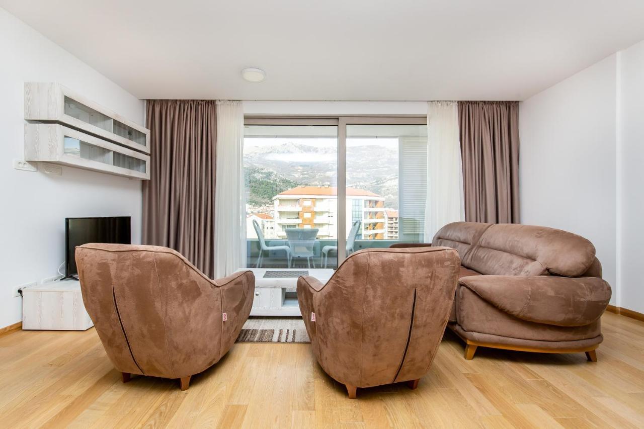 Apartments Lora In Apart-Hotel บุดวา ภายนอก รูปภาพ